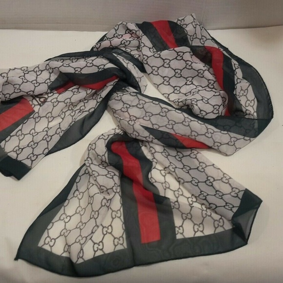 gucci silk scarf